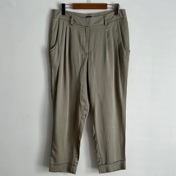 ESPRIT Satin Pleated Tapered Cropped Pants Tan - Picture 1 of 6